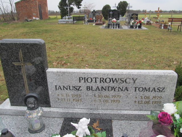 Janusz Piotrowski 1945 Głogów Gmina - Grobonet - Wyszukiwarka osób pochowanych